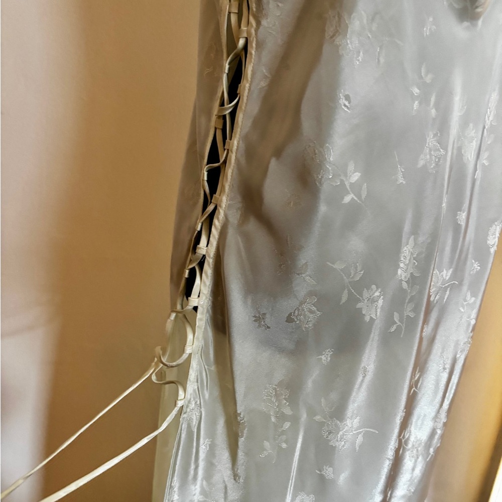 Vintage Open Side Lace-up Negligee - Size XL - Picture 11 of 12